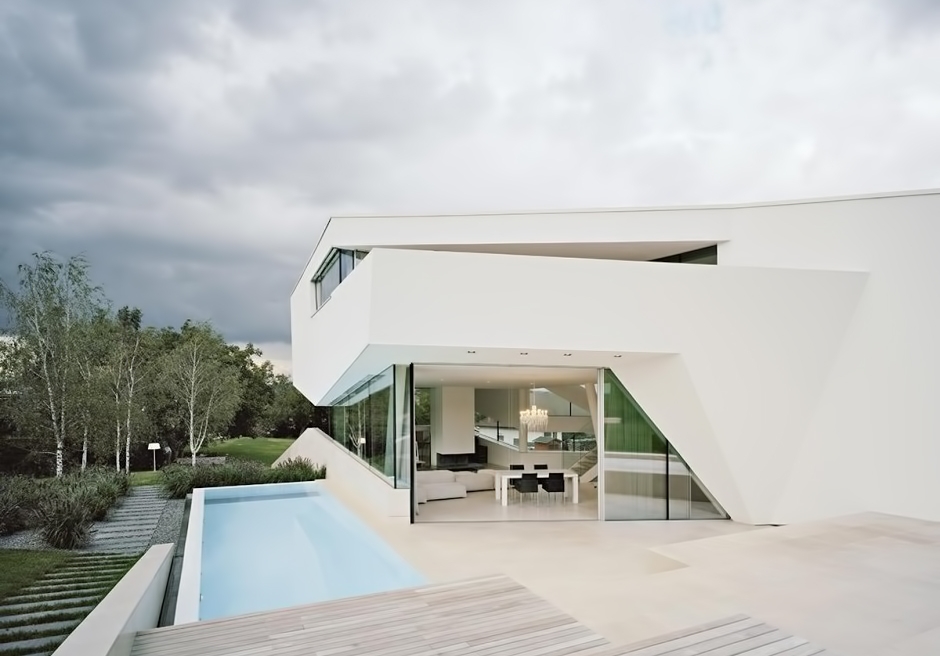 10-Home-swimming-pool