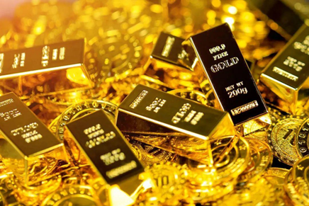 中方抛售2737亿美债，400吨黄金运回国，美国特使要来华施压？