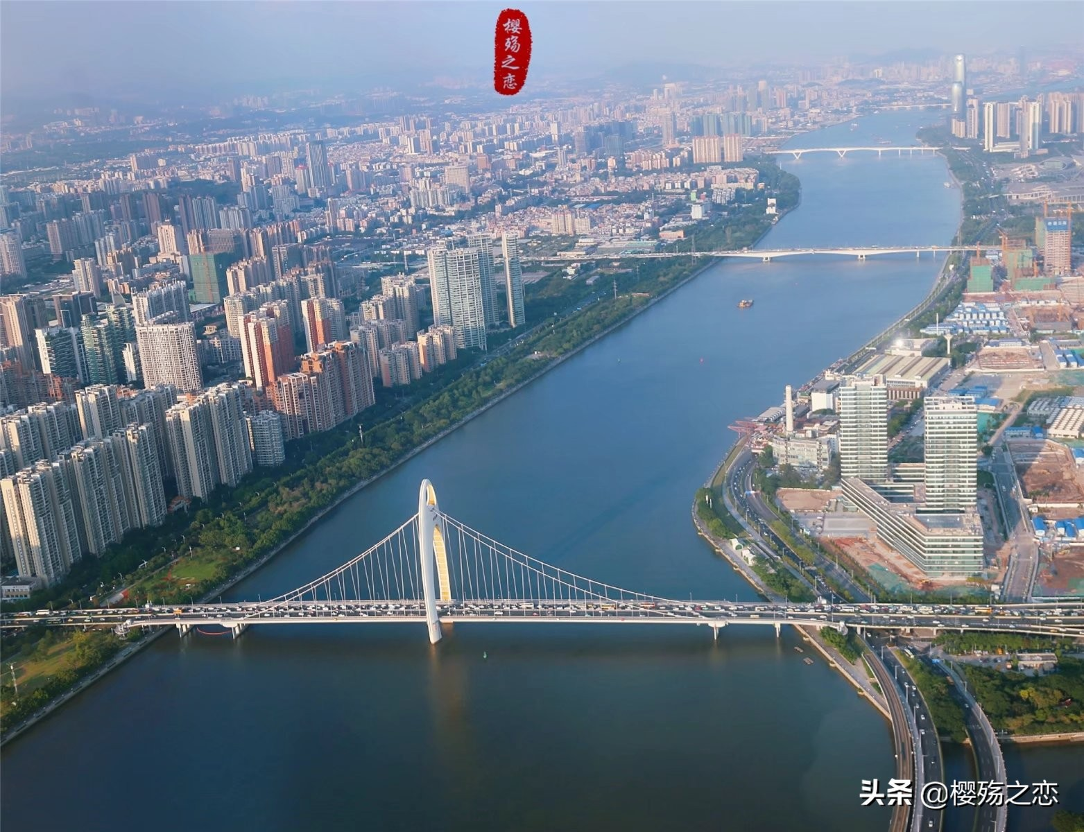 中国共有7个超大城市，上海稳居第一，成都成功晋级
