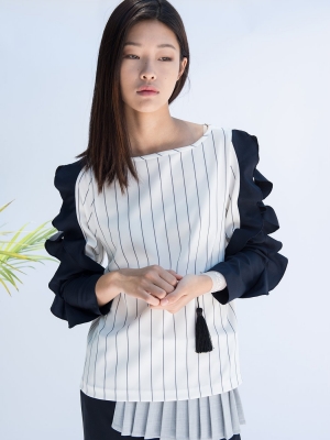 M097_RUFFLE_SLEEVE_STRIP_BLOUSE_01_Mute_by_JL_1050x
