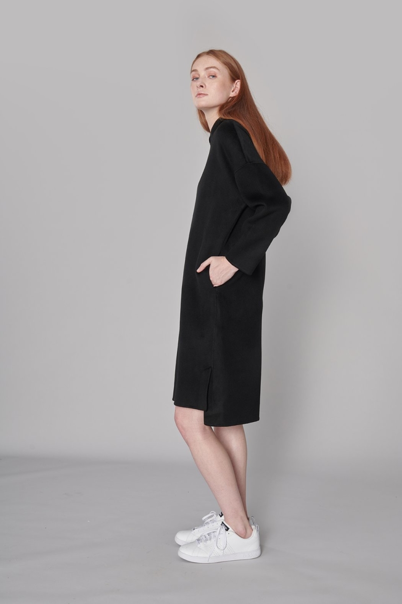 Johanna_00340_1050x