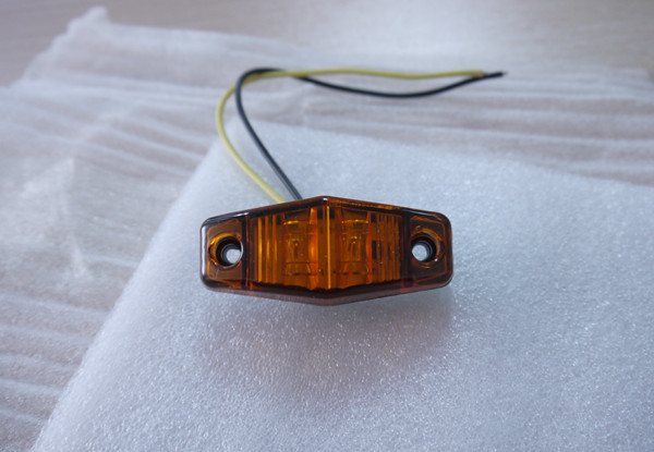 Fortek Electronics | L2263 2 LED Side Marker Light