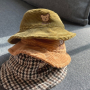 37HAT03