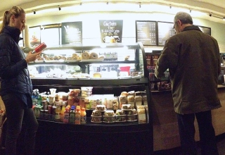 Starbucks_Westport_CT_06880_USA_-_Feb_2013