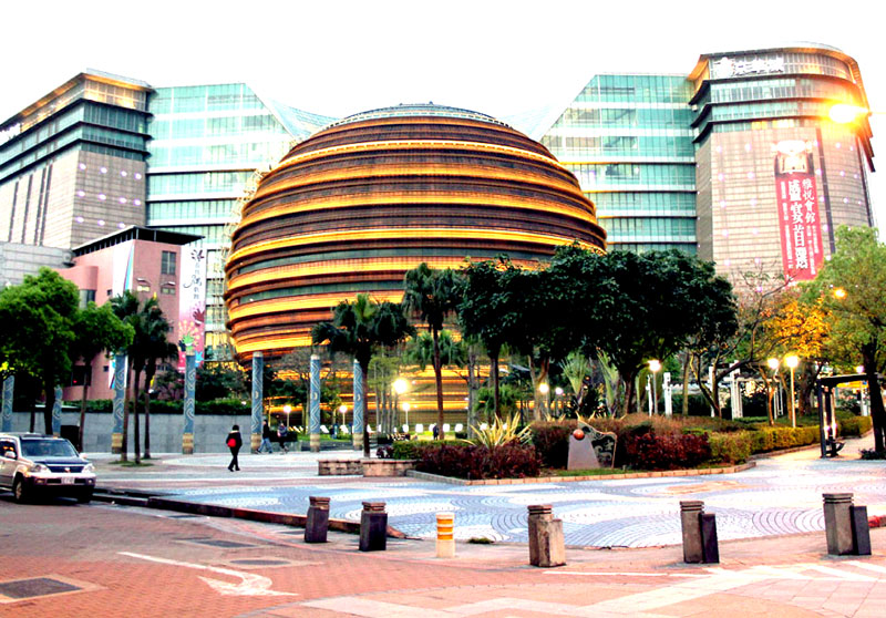 living-mall-taipei