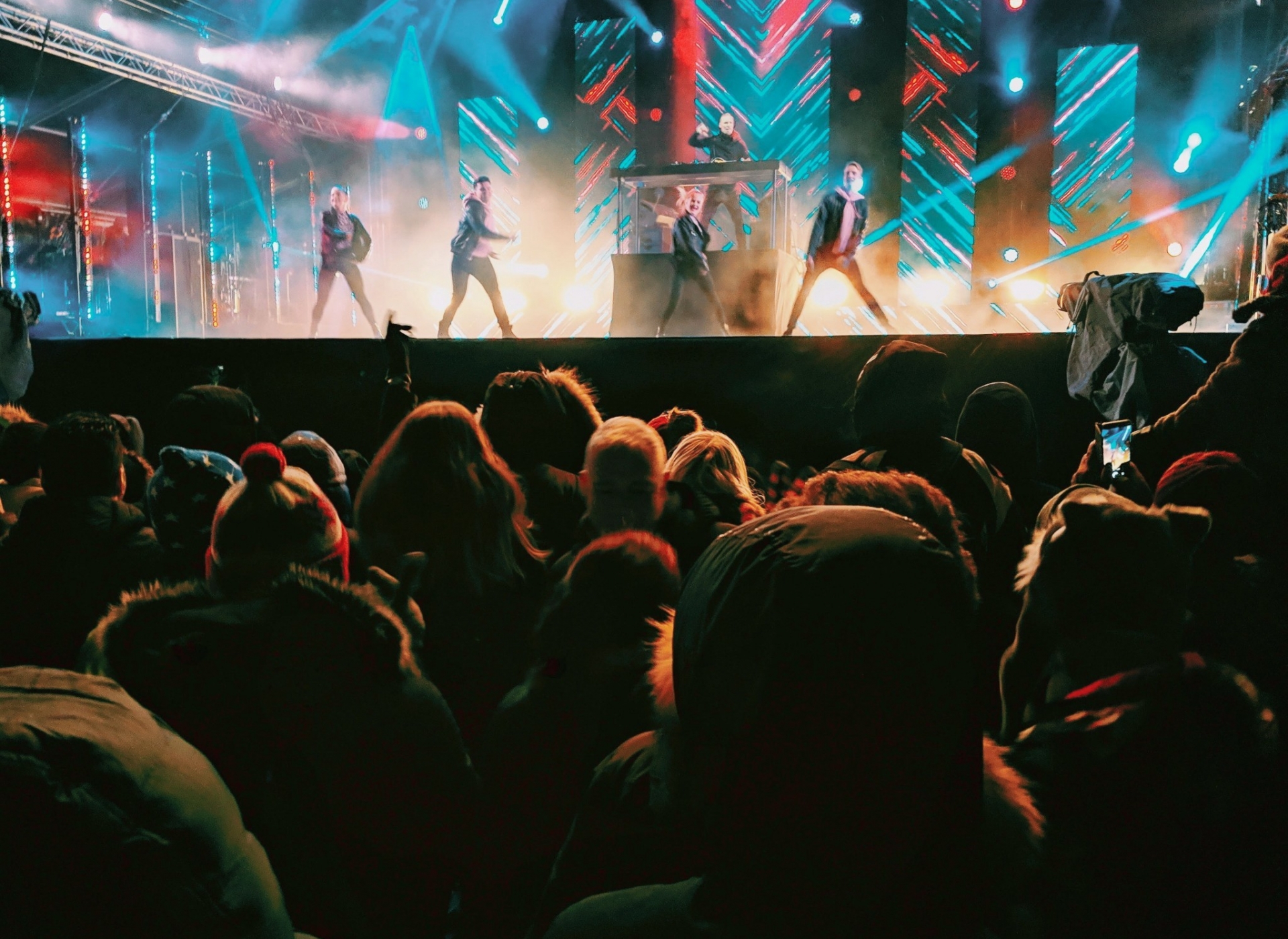audience-concert-crowd-1755087