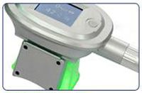 Green LED light
Reduce the skin 
swelling in the 
freezing treatment