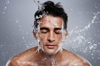 3-main-reasons-why-facial-is-necessary-for-men