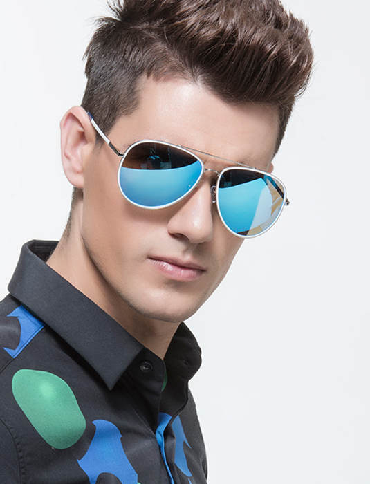 men02