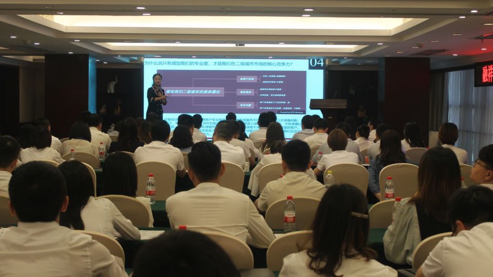 https://mmbiz.qlogo.cn/mmbiz_png/GkVgjiaicukIlDBiblTtI4WLWQNRyibQmc3icclAehe54DUt54vGoltwCesTylv5WI4ficAiblveFjBWEbYabrA7n8BXg/640?wx_fmt=png