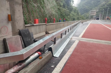 隧道移动护栏5