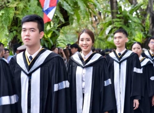 泰国博仁大学毕业难吗？