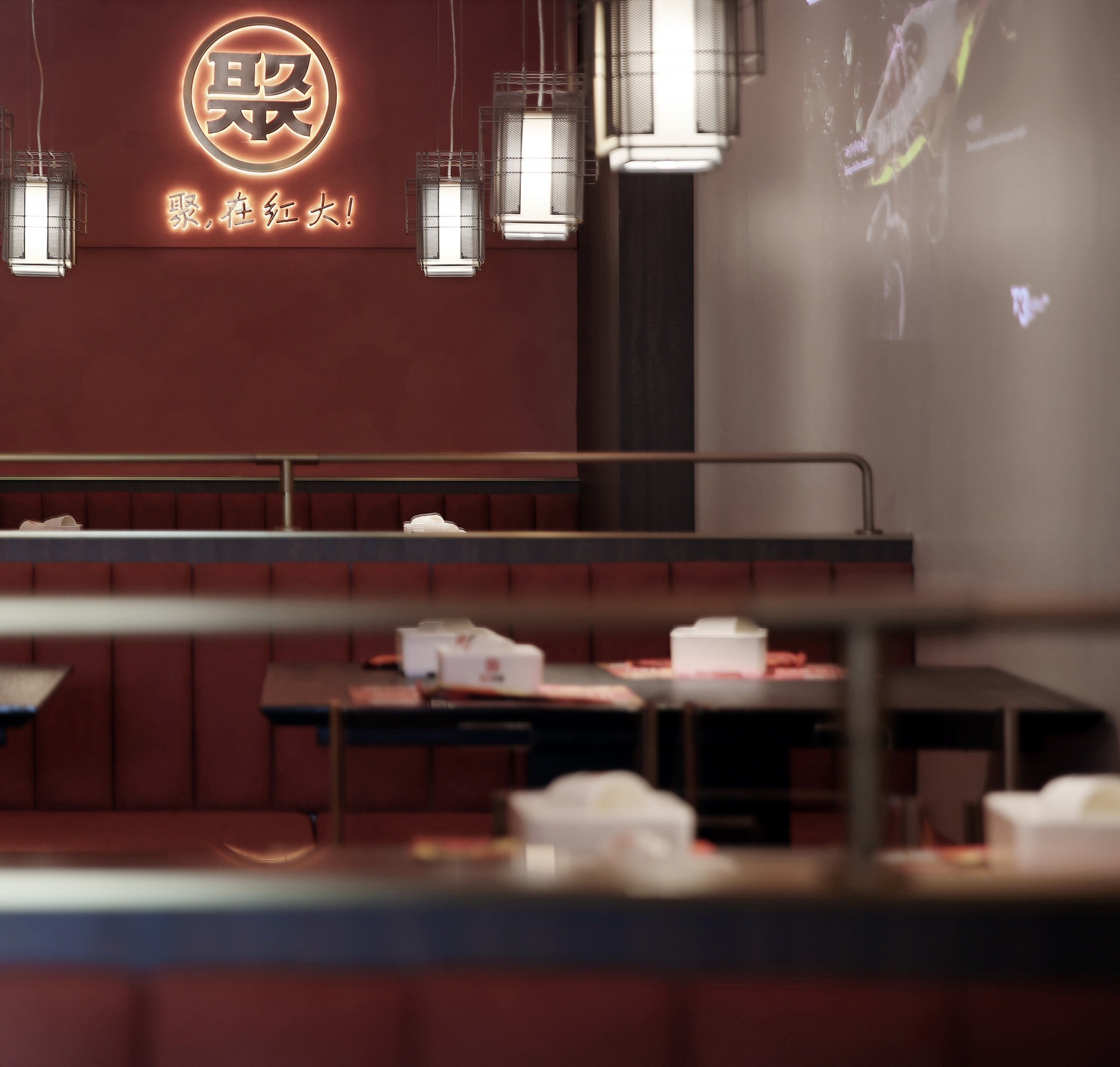紅大龍蝦餐廳設計-龍蝦餐廳設計-杭州達岸品牌策劃設計公司