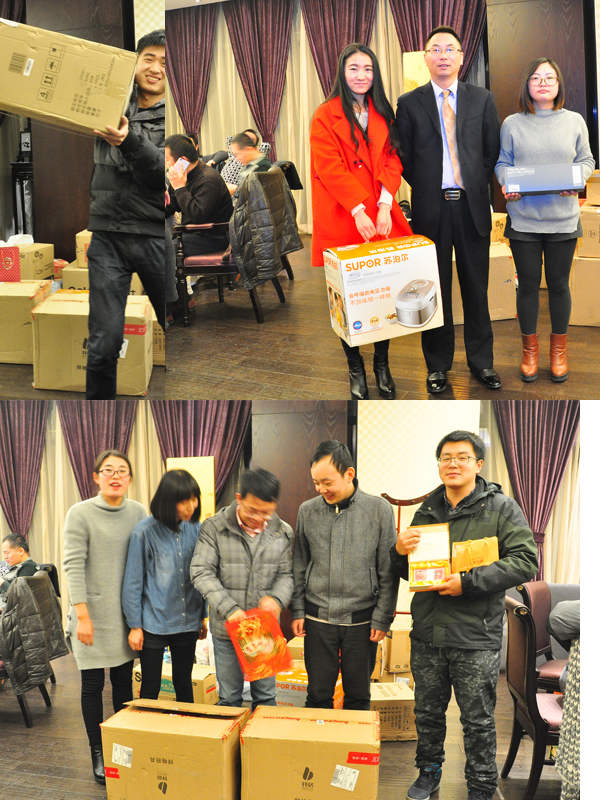 2016幸运的小伙伴在屏气凝神的期待中诞生。徐总为幸运伙伴颁奖~