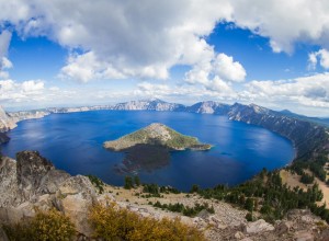 Wide,Angle,View,Of,Crater,Lake,Form,The,Top,Of