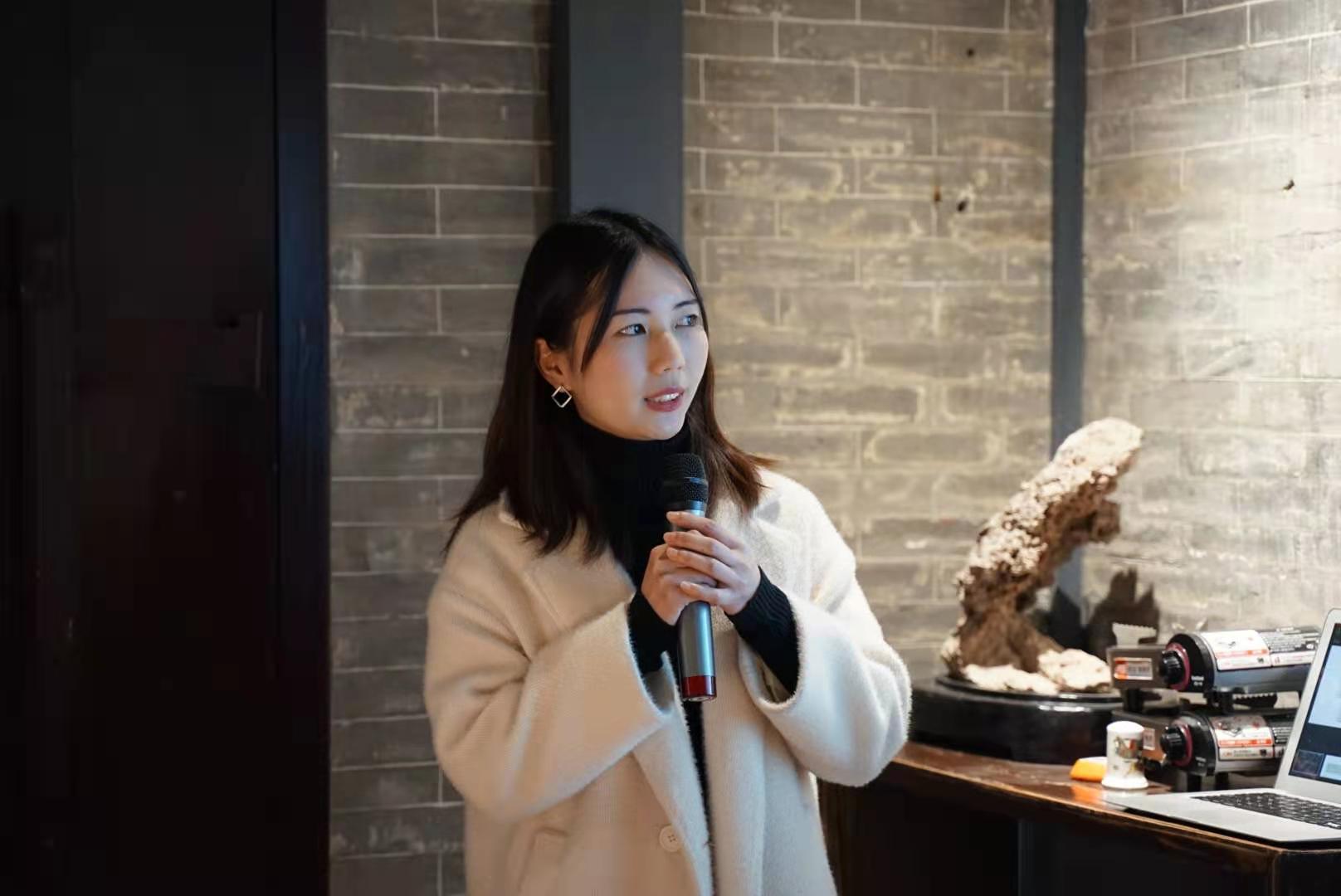 年会19Abby