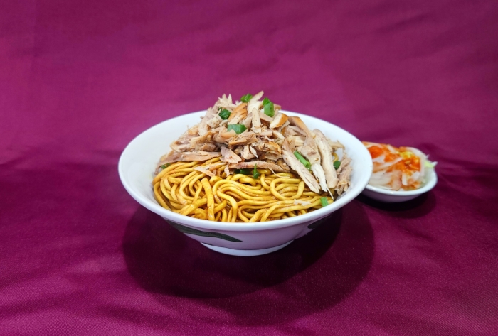 膠兜撈麵