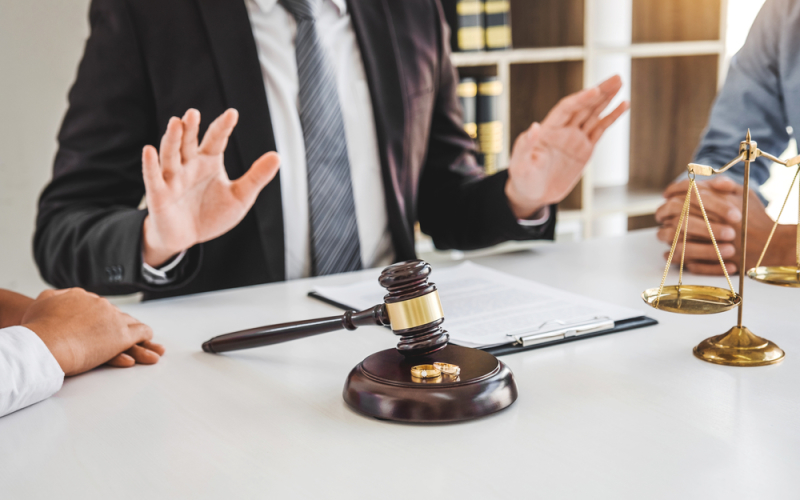 離婚官司要打多久?離婚訴訟費用誰付?