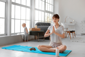 yoga mom child exercise family female fun woman parent together training care fitness happy sport adult childhood healthy balance health boy people motherhood self care lifestyle home 家 生活方式 自理 母性 人民 男孩 健康 平衡 健康 儿时 成虫 运动 高兴的 健身 关照 培训 合在一起 父母 女 有趣的 女 家庭 运动 儿童 妈妈 瑜伽