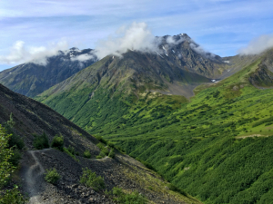 mountains nature landscape travel sky beautiful summer beauty blue outdoors scenic peak ridge rocky terrain natural path hike green clouds alaska 阿拉斯加州 云彩 绿色 远足 路径 天然 地形 洛奇 山脊 峰 风景区 户外 蓝色 美 夏天 漂亮的 天空 旅行 景物 自然 山