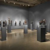 18b4d7e30ee105b2749b3132d96b7a1d--showroom-design-the-collector