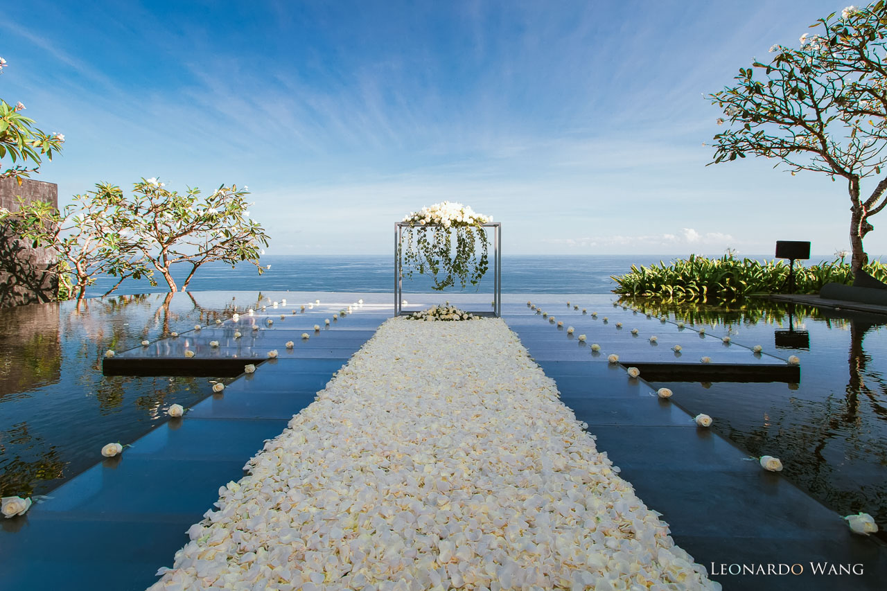 巴厘岛宝格丽水台婚礼BVLGARI宝格丽的水上婚礼
