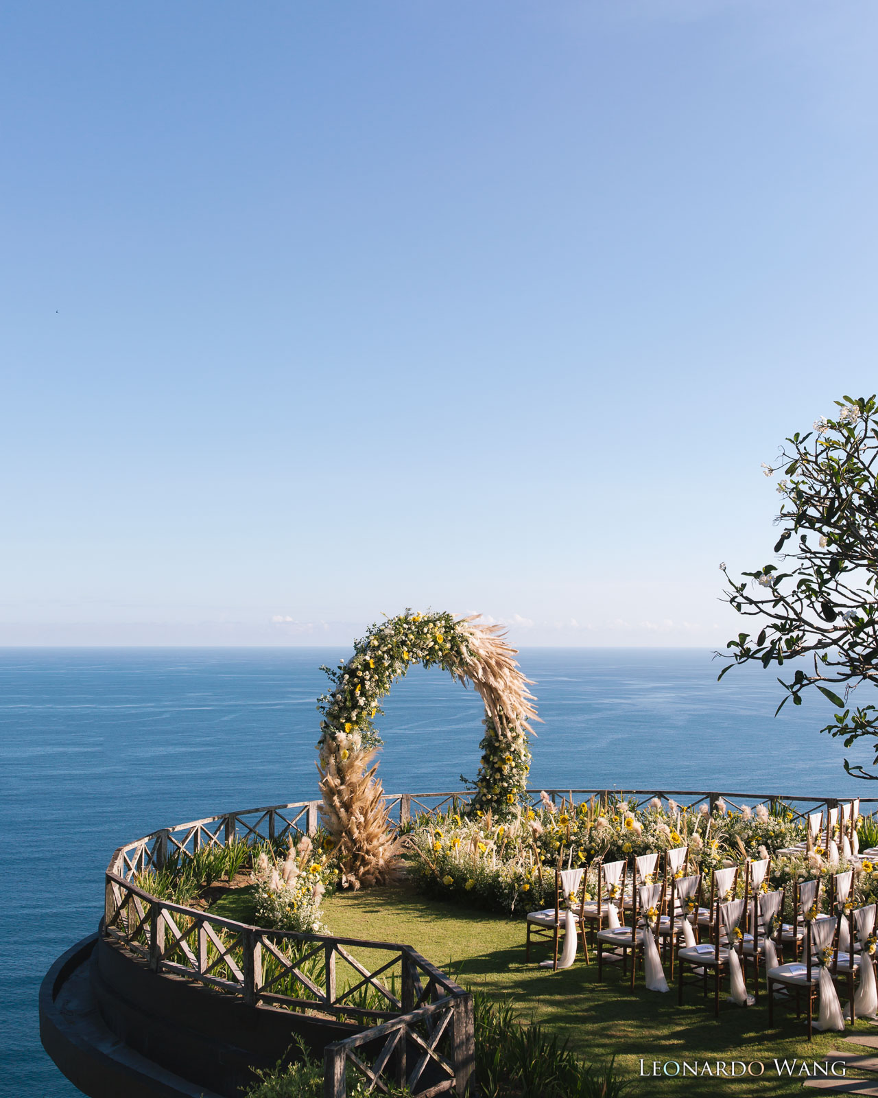 巴厘岛婚礼摄影Khayangan Estate温馨的梦幻庄园婚礼