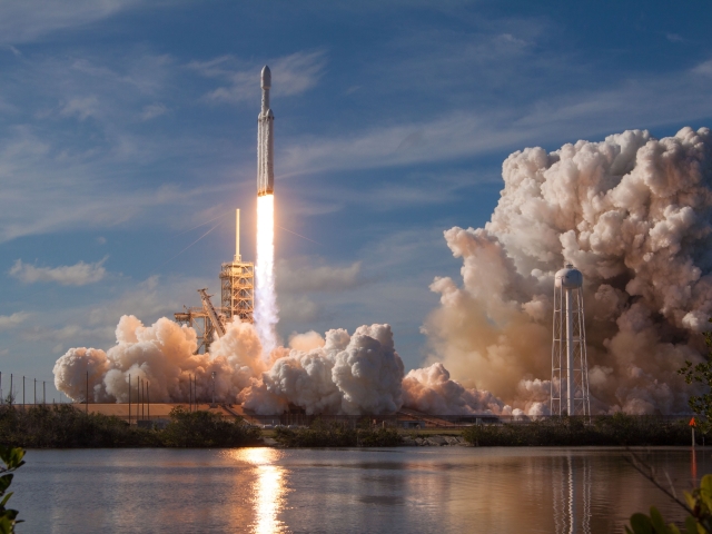 spacex-OHOU-5UVIYQ-unsplash
