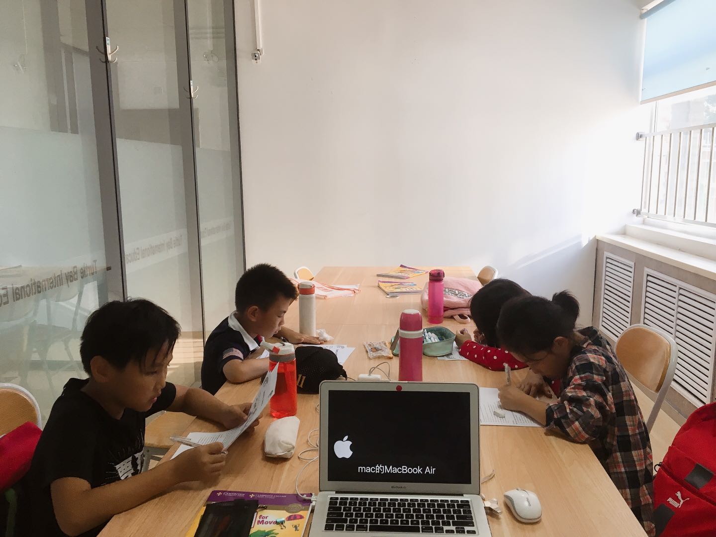 Movers月考的孩子们