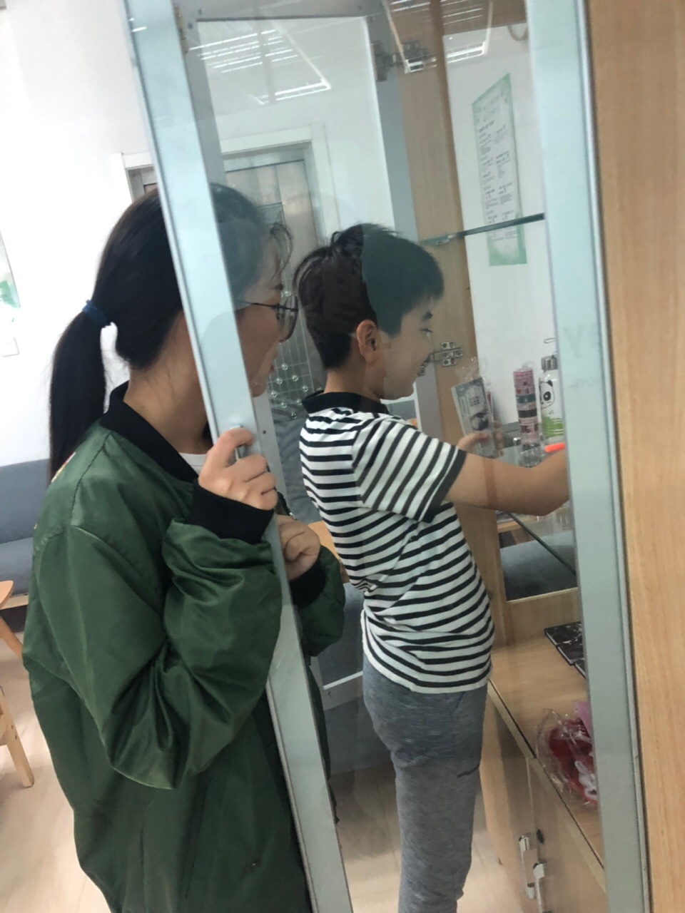 给姥姥选礼物！