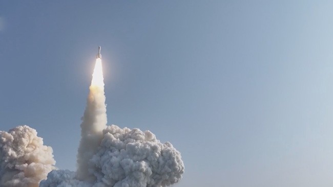 火箭航天一箭11星吉利发力在低轨道卫星领域与马斯克展开竞争