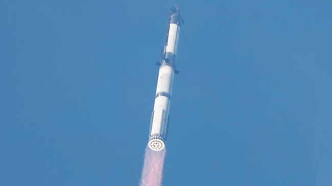 SpaceX-星际飞船在前两次爆炸后进行第九次试飞