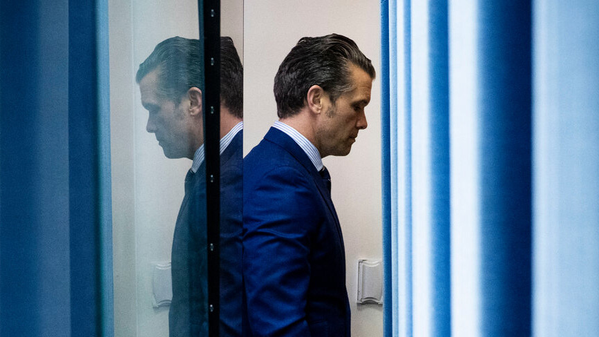 美国国防部长更多美国政府Signal群聊细节被公布，国防部长面临辞职呼声