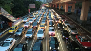 汽车国庆黄金周开启，阿里巴巴高德地图用户数突破3.6亿