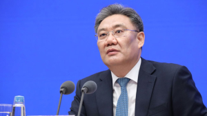 中国商务部长王文涛敦促中企:不要把内卷带到美国市场