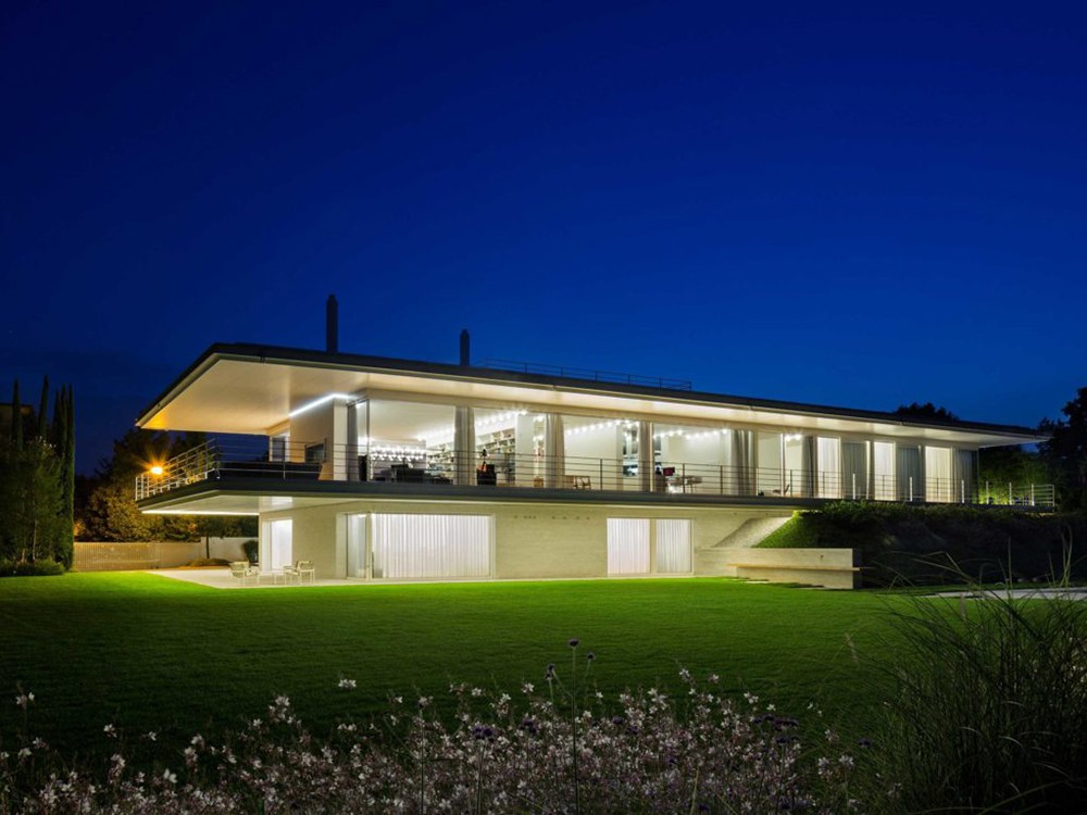 House-C-22-1150x767