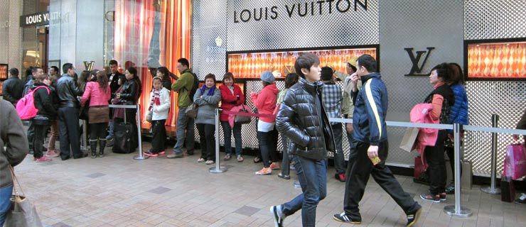 lv-china-shoppers