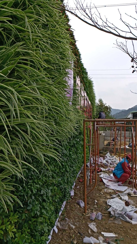 79ef8ee9c271735f8e530cf1d490e06