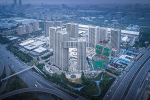 16-鄭州國家干線公路物流港綜合服務中心工程