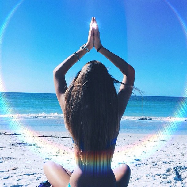 beach-girl-love-ocean-Favim.com-2951629
