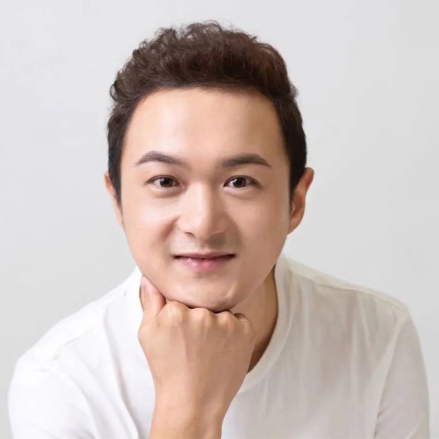 传媒教师
