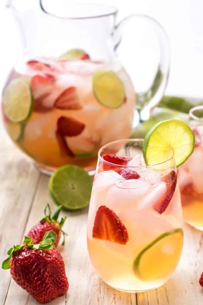 Strawberry-White-Sangria