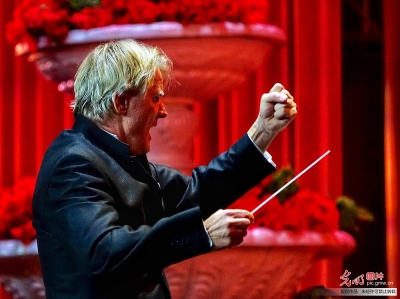 中国人民大会堂点击观看