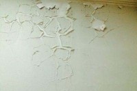 墙面起皮｜八奎爱心维修