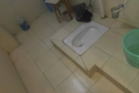 卫生间渗水