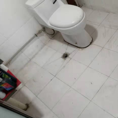 卫生间漏水维修