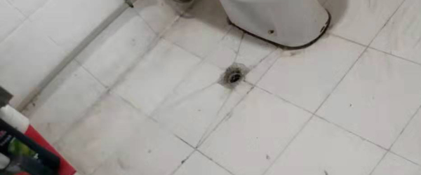 卫生间漏水维修