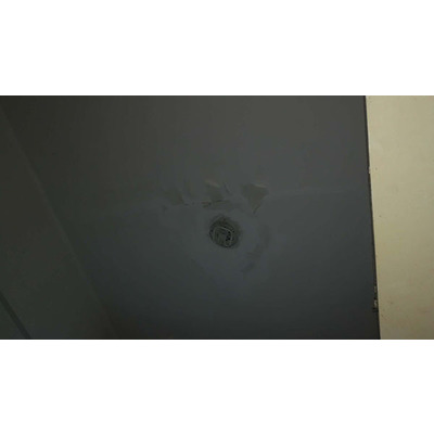 屋顶漏水