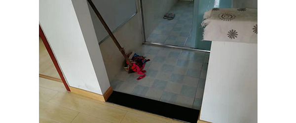 观庭金色世家　　卫生间漏水