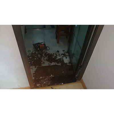 观庭金色世家　　卫生间漏水